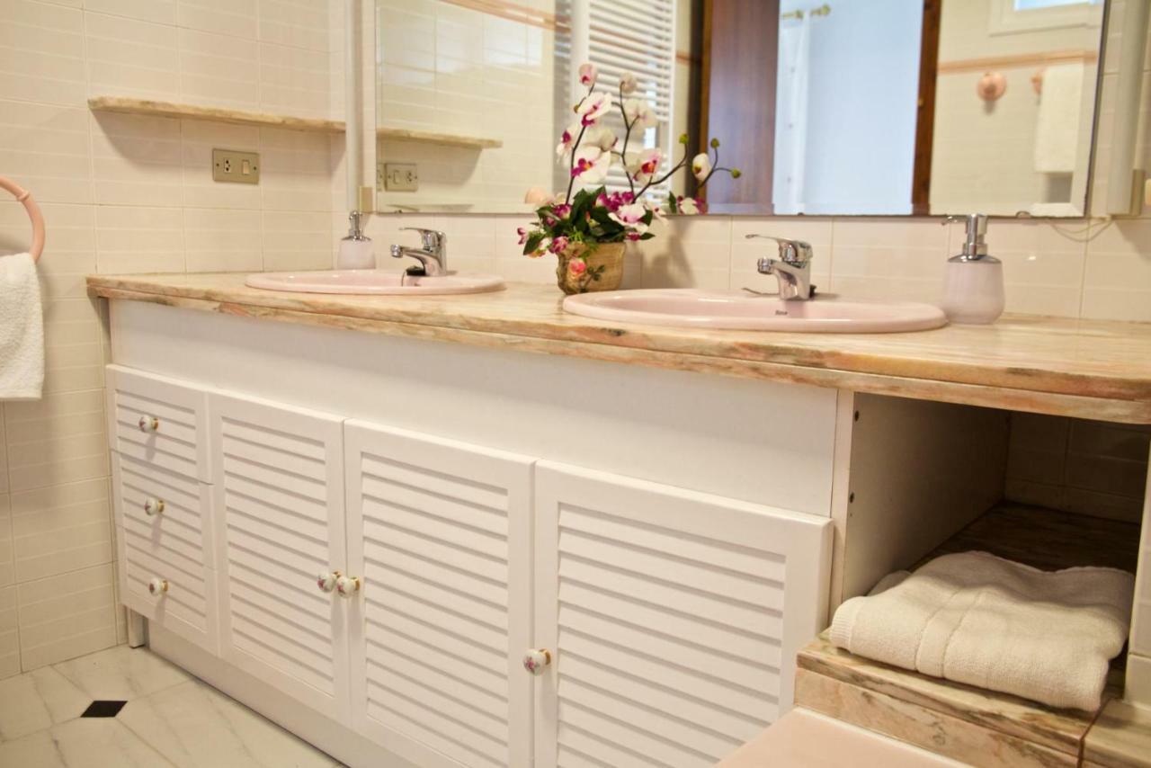 Casa Pintor Appartement Sant Sadurní dʼAnoia Buitenkant foto